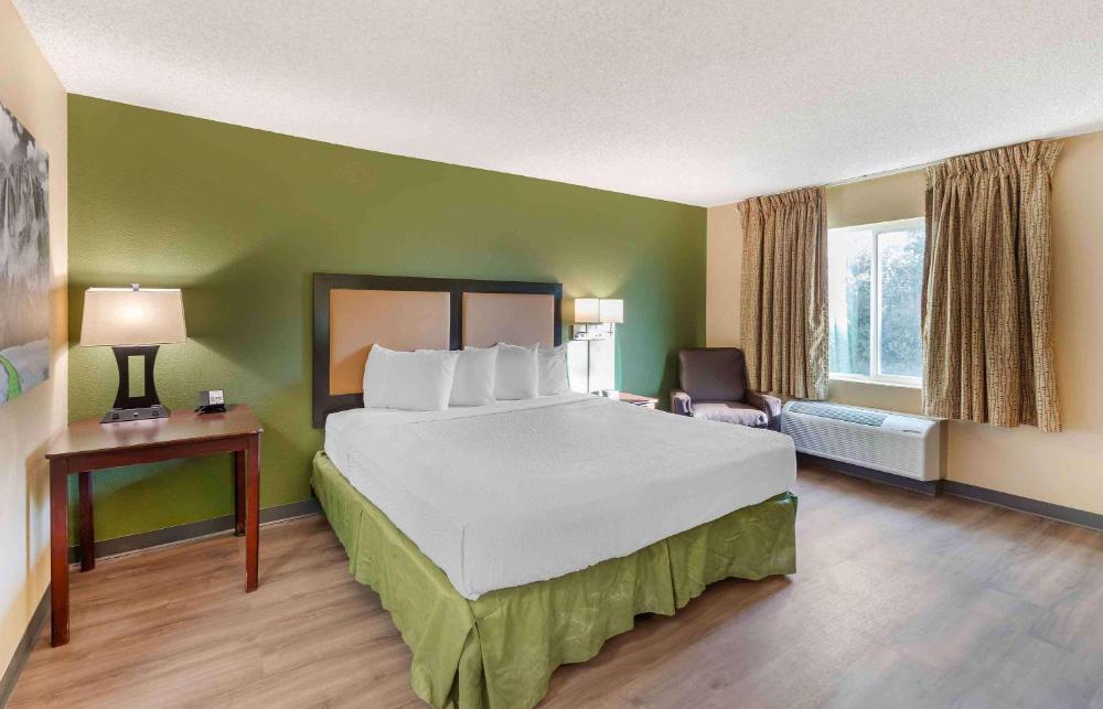 Room image 3